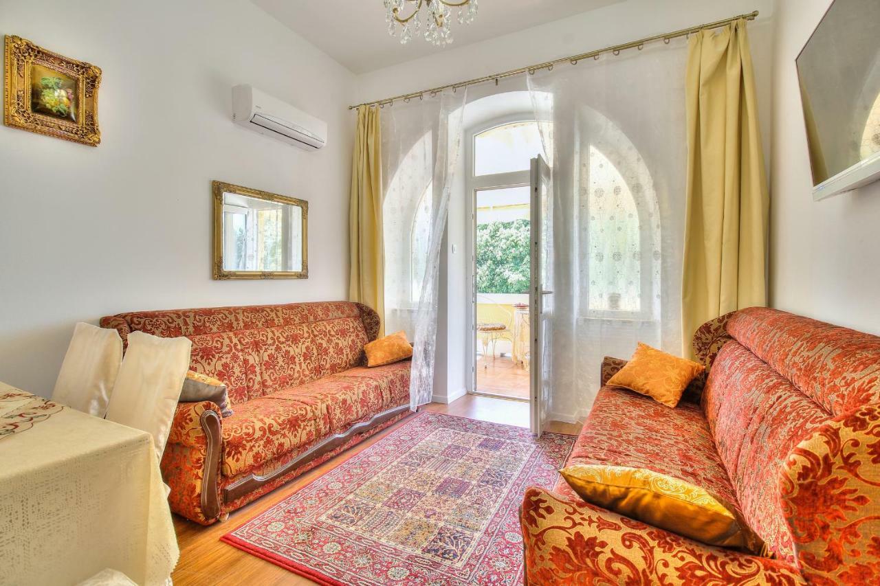 Boutique Apartman Villa Mediteran Пореч Экстерьер фото
